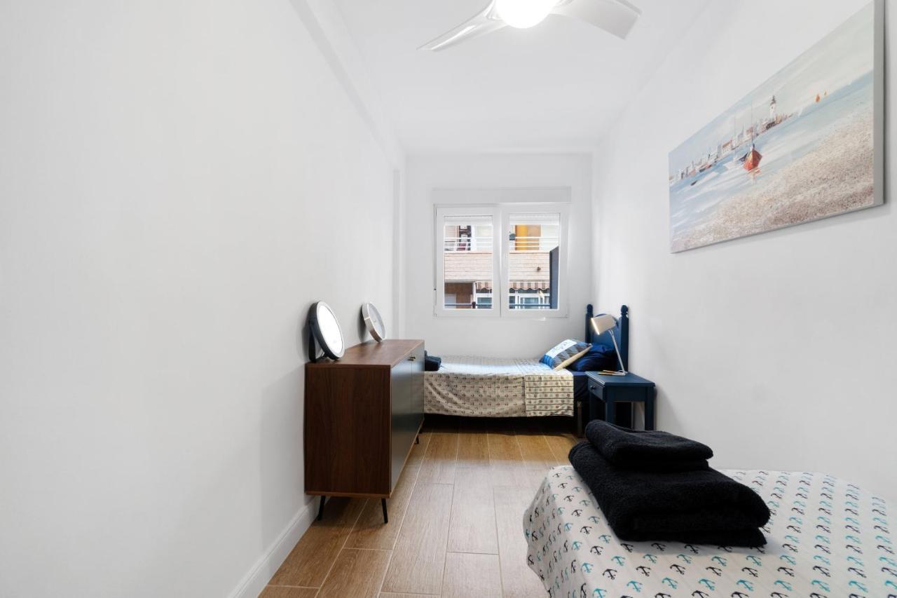 Marina Apartament Торрев'єха Екстер'єр фото